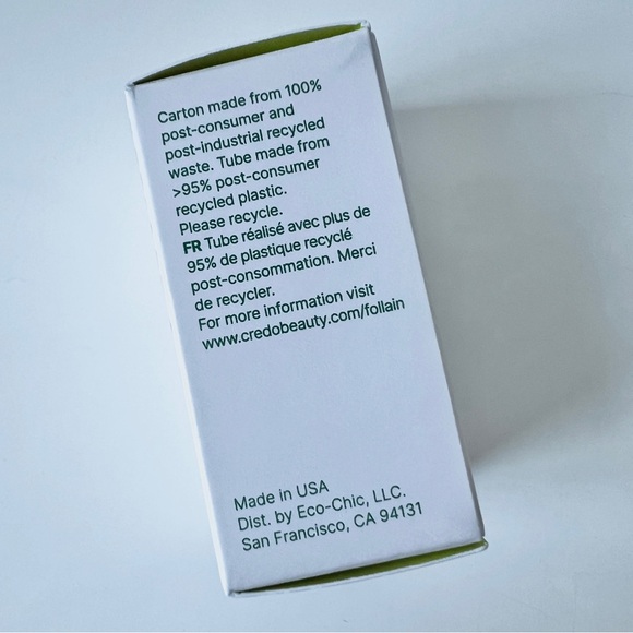 Follain lip balm long lasting moisture protection - Picture 7 of 8